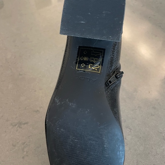 Black short boot Aldo - Picture 2 of 5